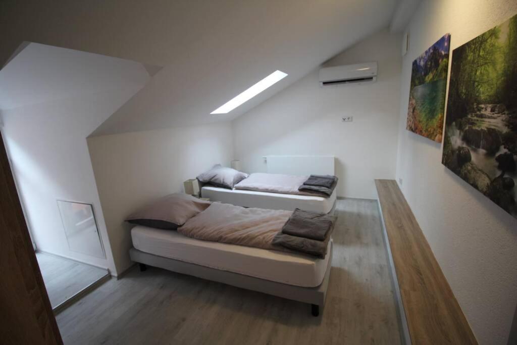 Gonsenheim - 3-Zimmer-Haus - Max. 5 Personen Mainz Exterior photo